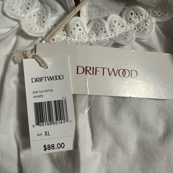 DRIFTWOOD White Ruffle Eyelet Top, Size XL (v) - Picture 8 of 8
